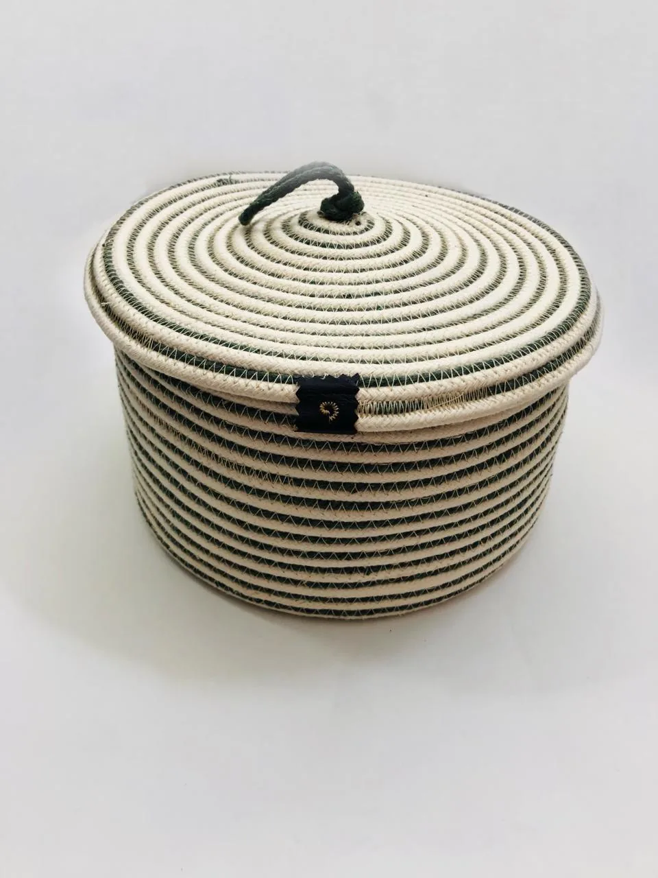 Tortillero Artesanal Tejido en Espiral Blanco y Verde 🫓✨ - Imagen 2